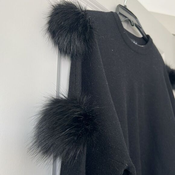 Few Moda • New York Pom sweater - Picture 2 of 4